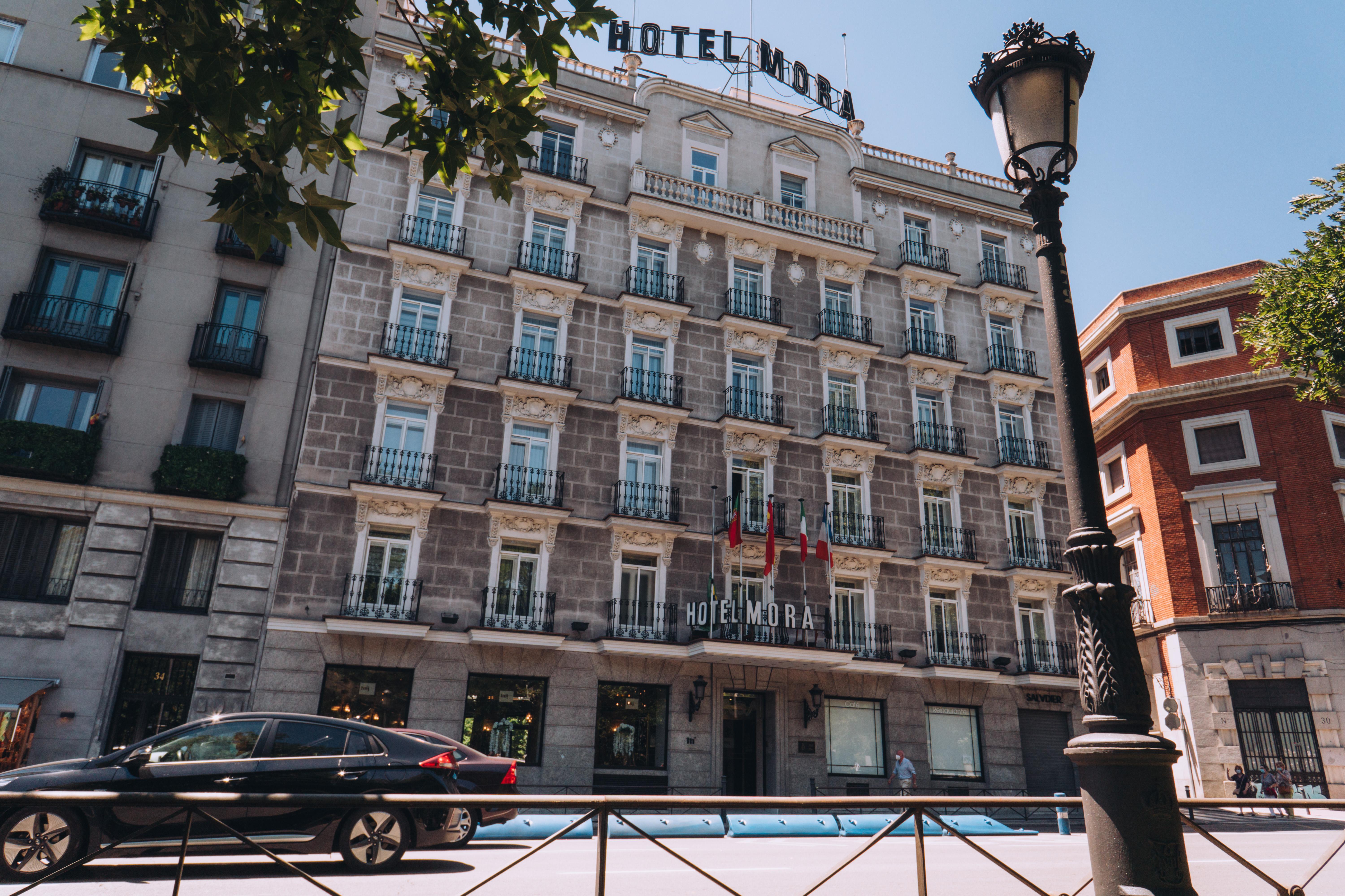 Itc Mora By Soho Boutique Hotel Мадрид Екстериор снимка