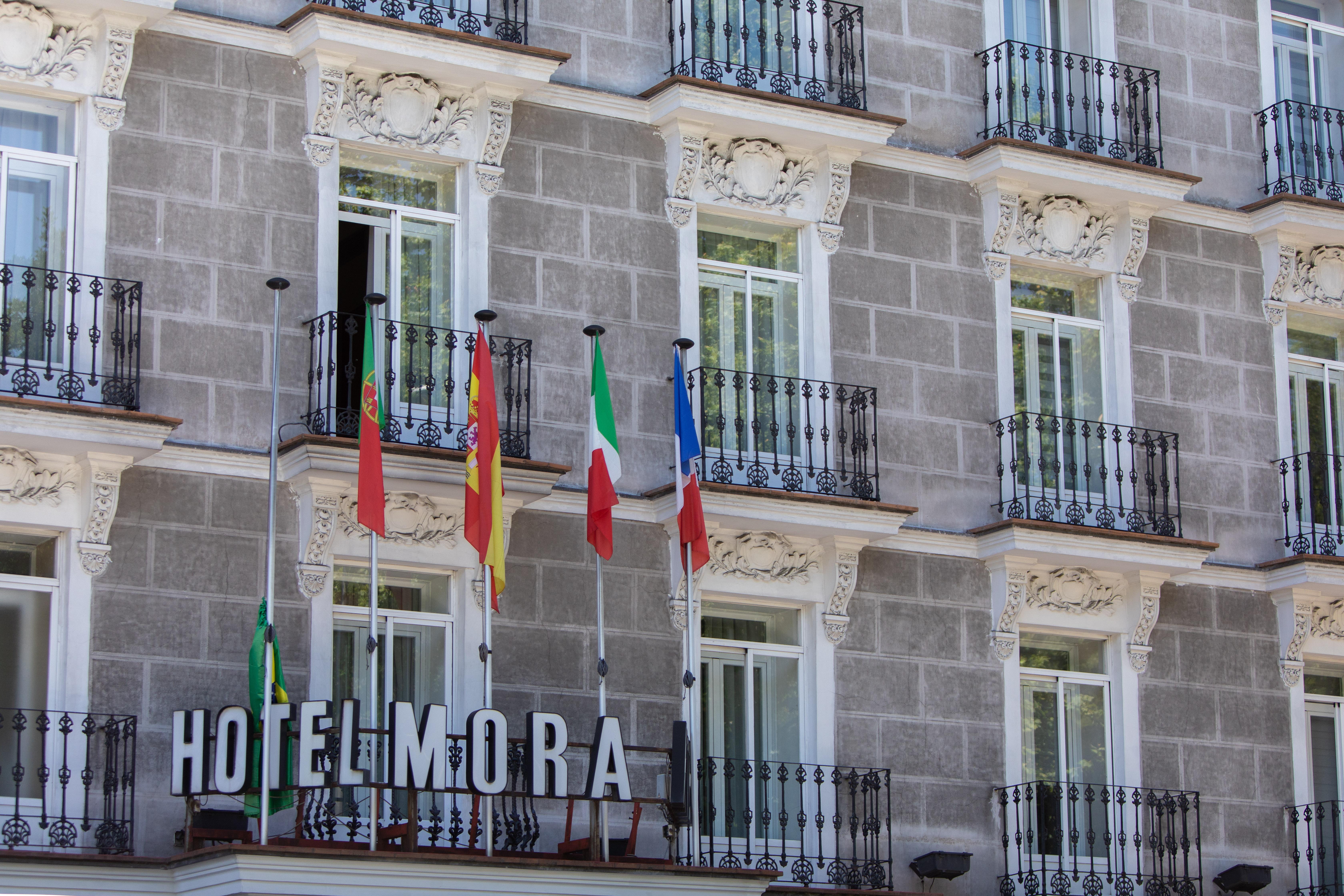 Itc Mora By Soho Boutique Hotel Мадрид Екстериор снимка
