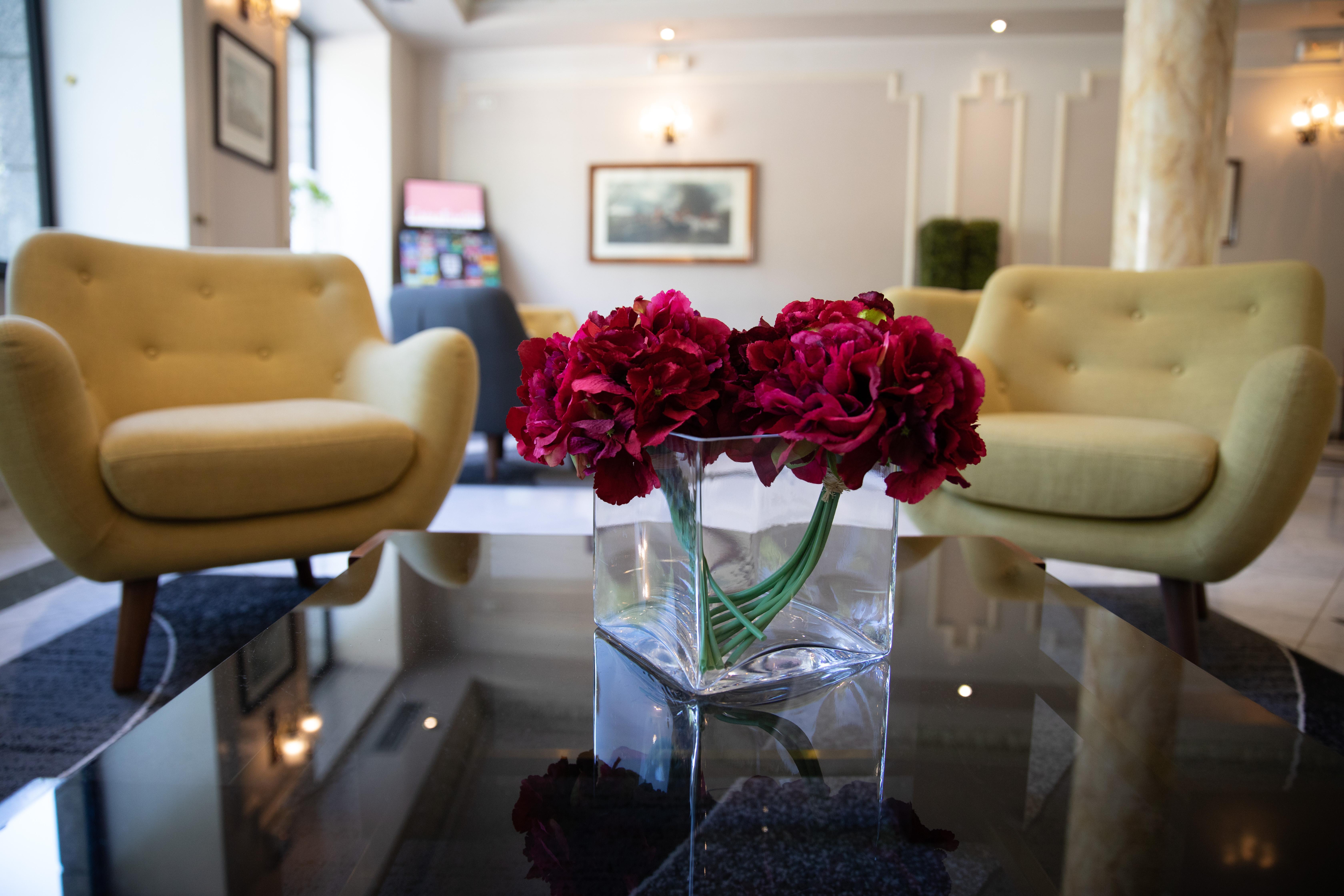 Itc Mora By Soho Boutique Hotel Мадрид Екстериор снимка
