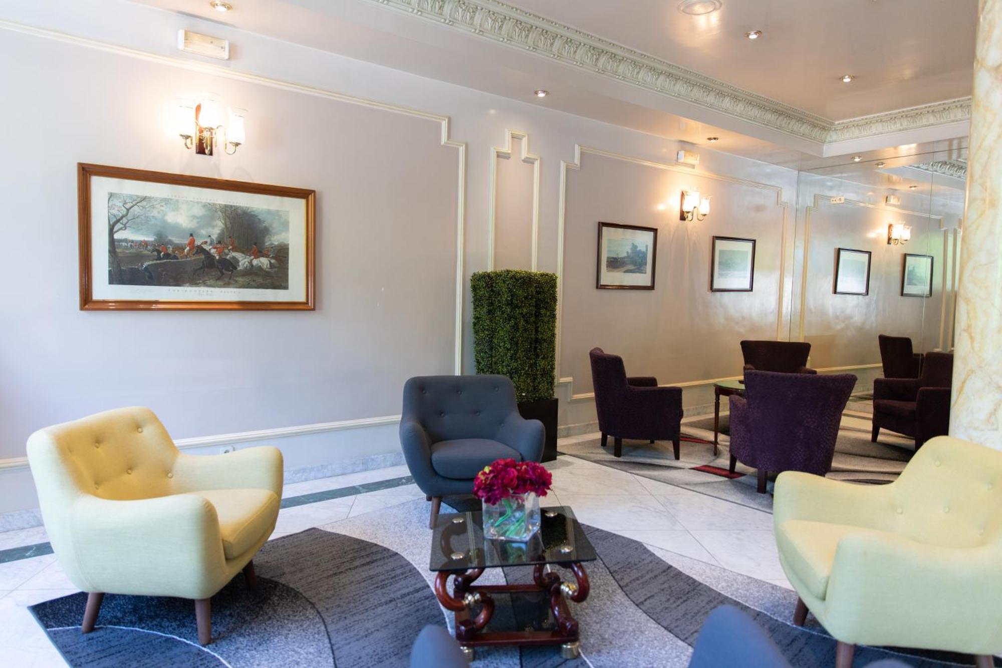Itc Mora By Soho Boutique Hotel Мадрид Екстериор снимка